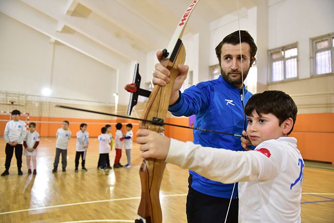 TUZLA BELEDİYESİ SPOR OKULLARINA YOĞUN İLGİ