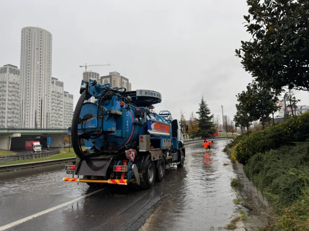 SULTANBEYLİ, PENDİK, KARTAL VE TUZLA’NIN YÜKSEK KESİMLERİNE KAR YAĞDI