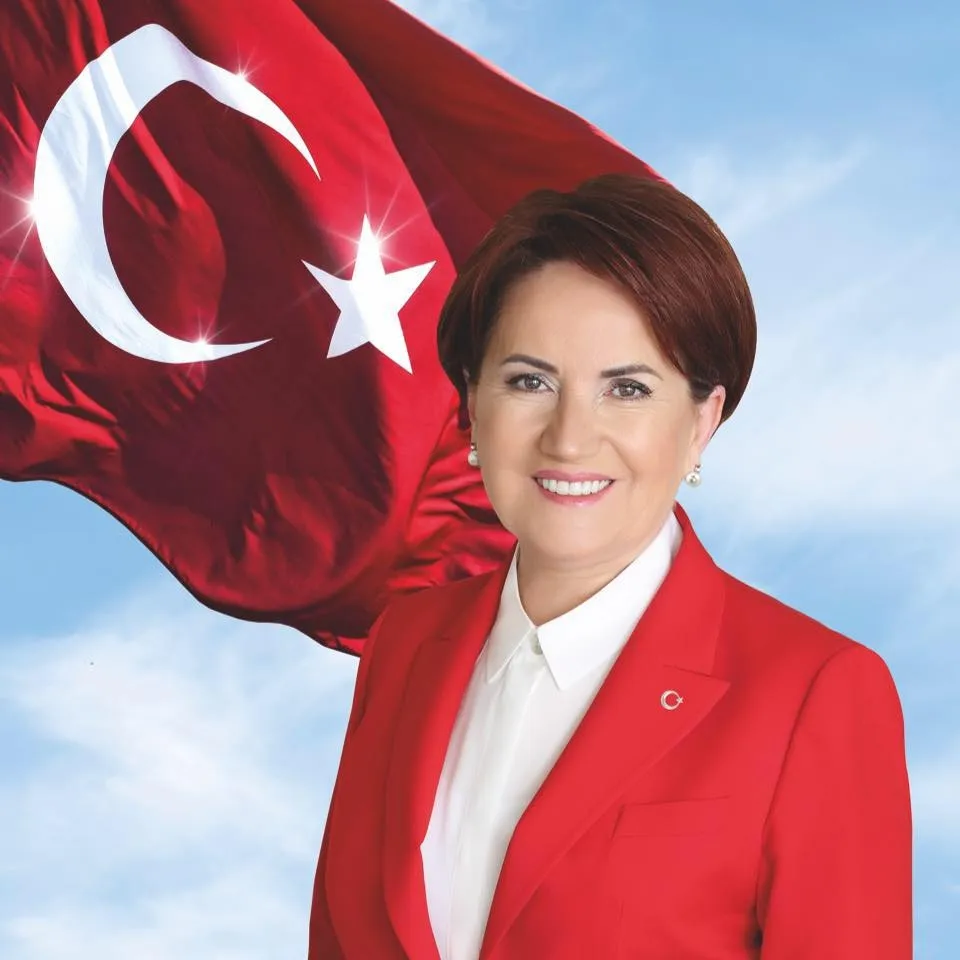 MERAL AKŞENER’İN AK PARTİ KABİNESİNDE YER ALACAĞINA DAİR İDDİALAR SİYASİ TARTIŞMA YARATIYOR