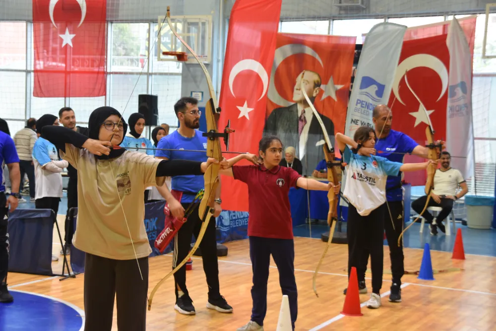 PENDİK OKULLAR, OKÇULUK TURNUVASI’NDA KIYASIYA YARIŞTI