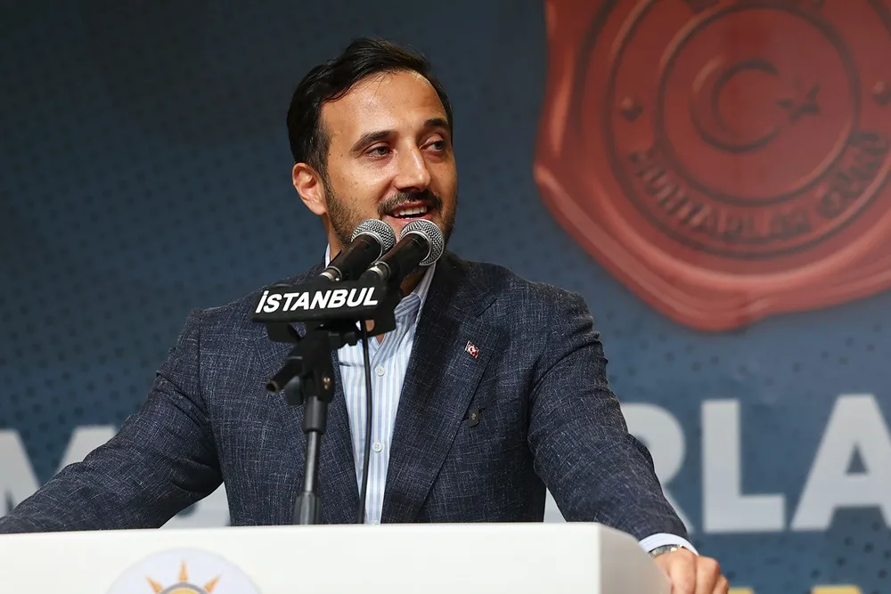 BAŞKAN  ÖZDEMİR: “MUHTARLARIMIZ, SİYASETİN EN KIYMETLİ UNSURLARIDIR.”