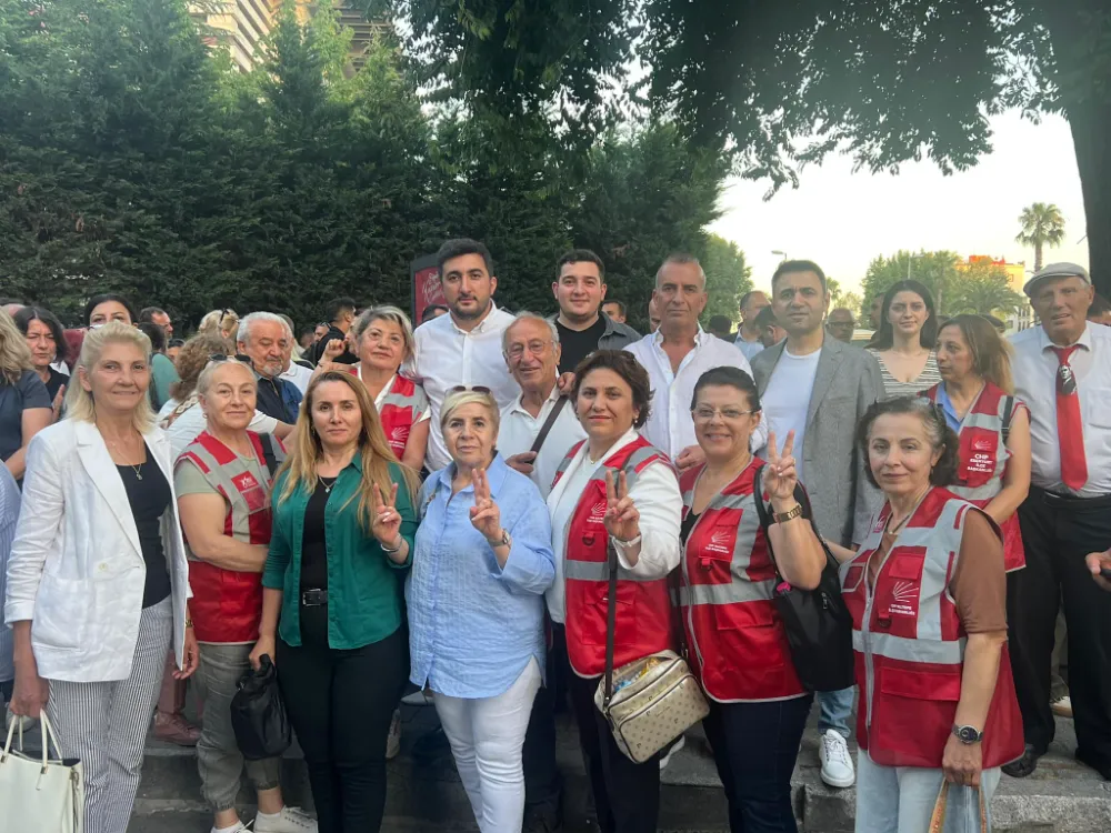CHP MALTEPE’DEN GÖZALTI VE TUTUKLAMALARA TEPKİ: “YOL ARKADAŞLARIMIZI YALNIZ BIRAKMAYACAĞIZ”