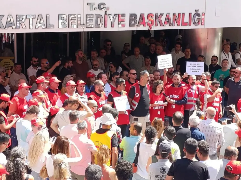 KARTAL BELEDİYESİ’NDE EMEKÇİLER İSYANDA: “EMEĞE SAYGI GÖSTERİN.