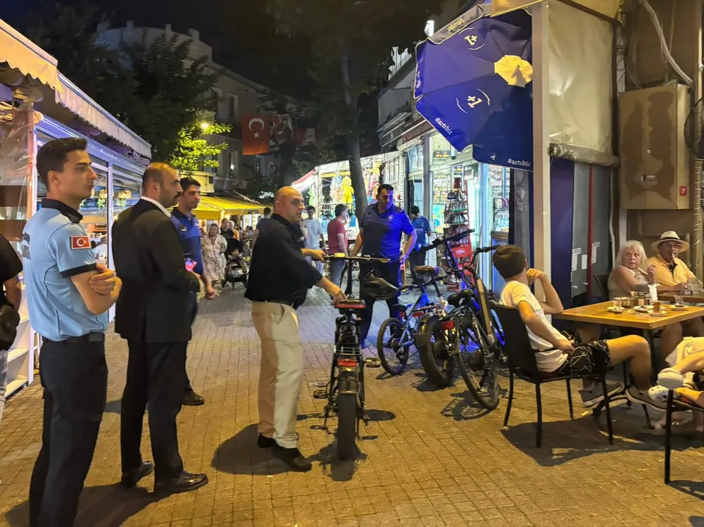 ADALAR’DA SCOOTER DENETİMLERİ BAŞLADI: YAYA GÜVENLİĞİ ÖN PLANDA